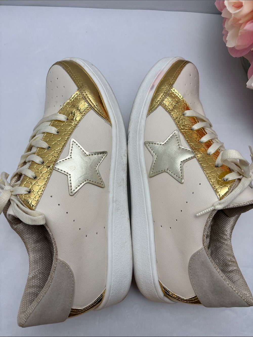 MKS Women’s 9 Cream‎ & Gold Metallic SnakeSkin Print Low-Top Sneakers #499